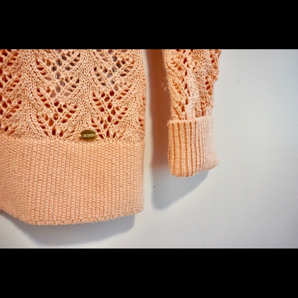 Guess Peach Sweater ๐ - Picture 3 of 3